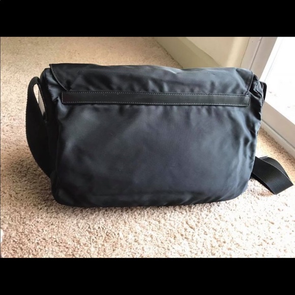 prada medium double pocket messenger bag - Picture 4 of 4